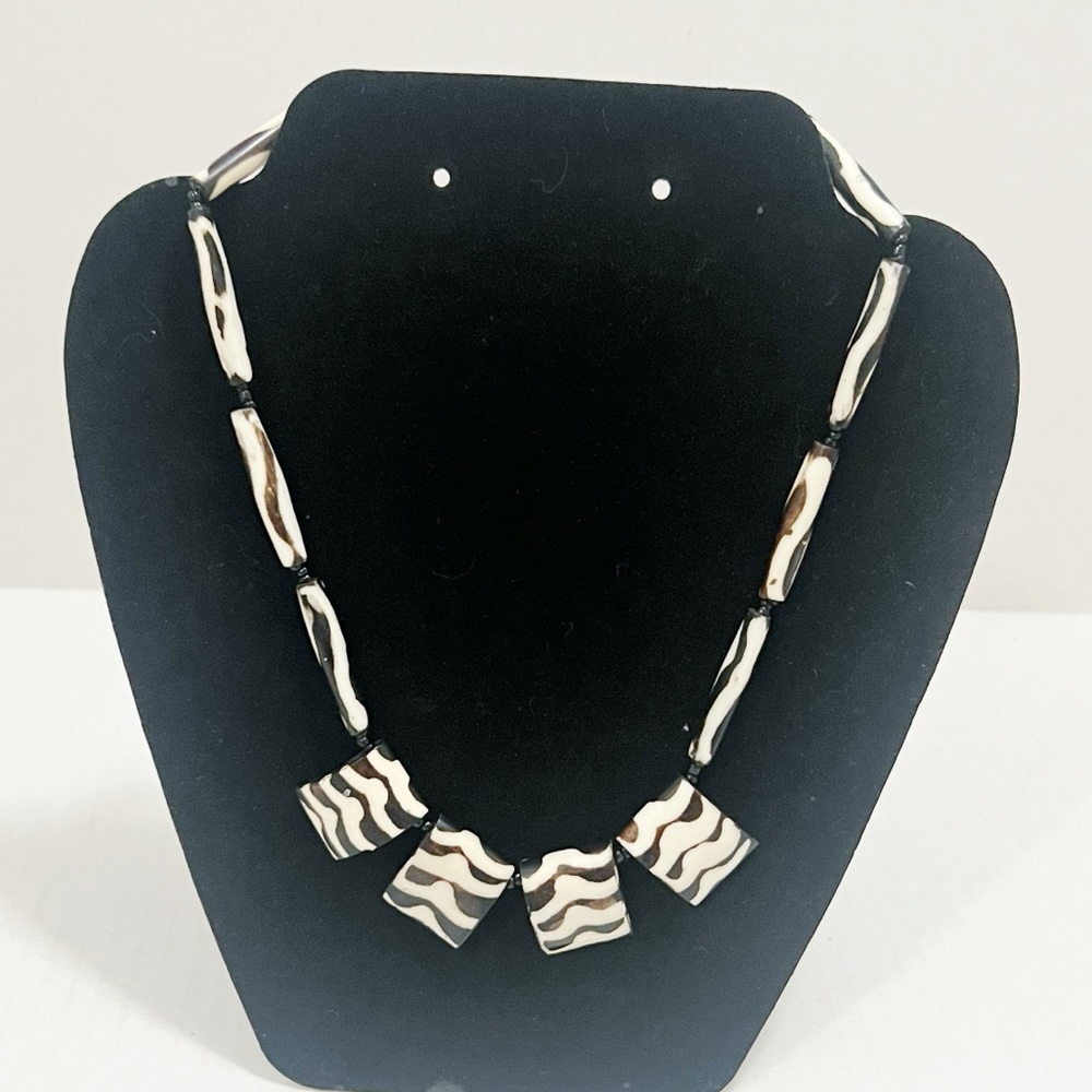 Tribal African Choker Batik Bovine Bone Bead 18”